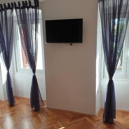 PUY Apartman P-E מראה חיצוני תמונה